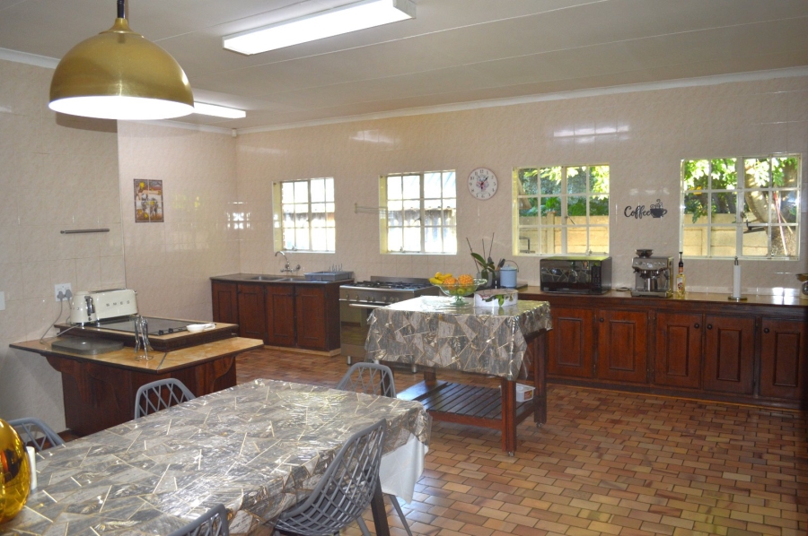 4 Bedroom Property for Sale in Flamwood North West